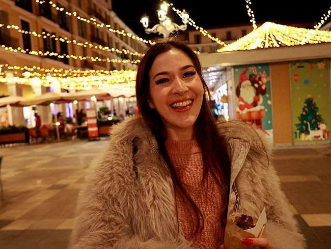MaryHaze Porno Video: Alten Teeny-Schwarm wiedergetroffen! Heute darf er mich ohne Gummi fi**en und spri**t einfach rein!